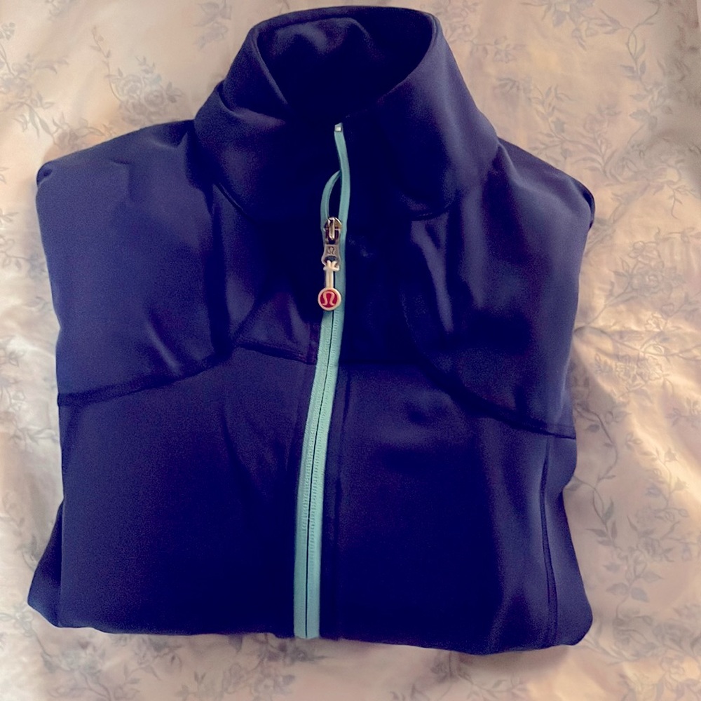 LuluLemon define jacket Vintage Discontinued Size 6